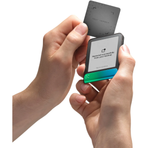 ledger-flex-oxidate-green-crypto-hardware-wallet-with-recovery-key-3