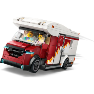 lego-city---lakoauto-a-kalandos-nyaralashoz-4